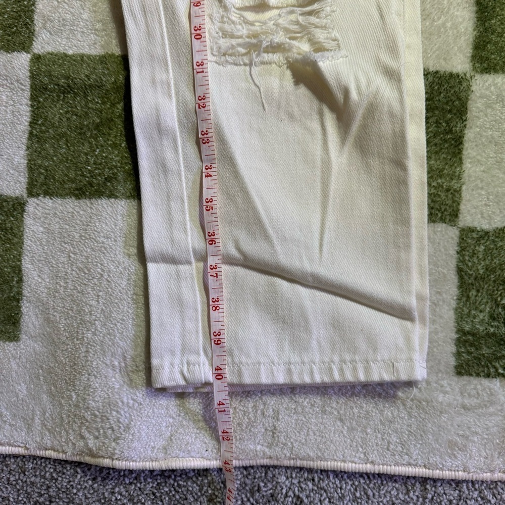NWOT BP Nordstrom White Heavily Distressed Slim Straight Jeans Size 31 - Picture 6 of 10